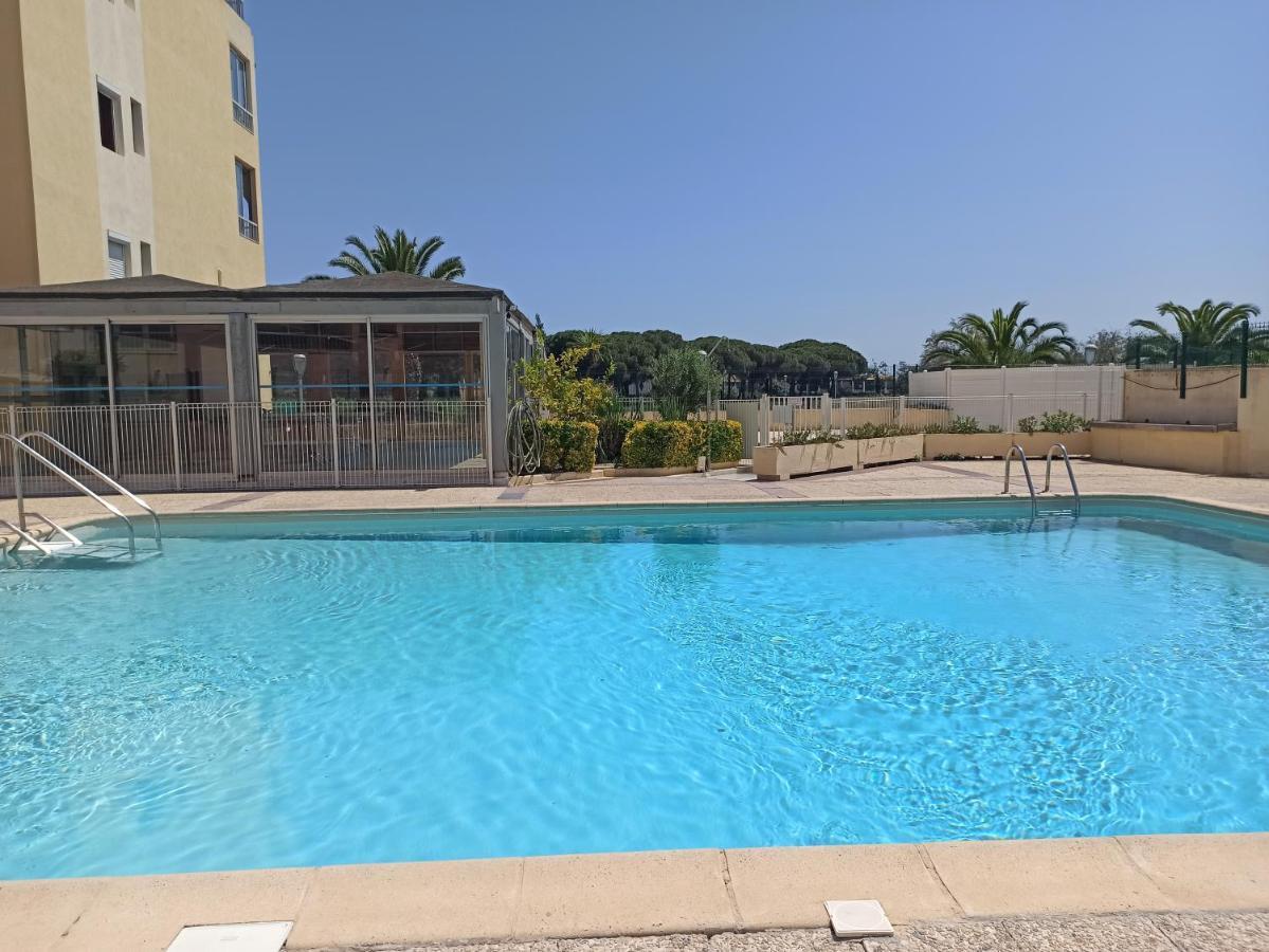 Superbe Studio Cabine, Cap D'Agde Buitenkant foto
